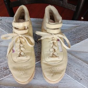 Vintage 1983💛 Reebok💛 Yellow High Tops Ladies‼️